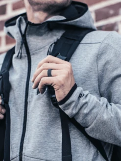 Men's Crosshatch Q2X™ Silicone Ring -Silicone Jewelry & Accessories Crosshatch.Lifestyle1