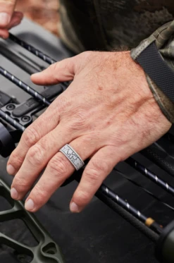 Men's Topographic Silicone Ring -Silicone Jewelry & Accessories Eva.StrataWideTopographic.Hover