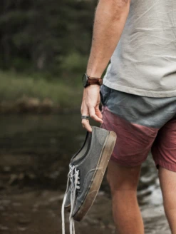 Men's Strata Arrow Silicone Ring -Silicone Jewelry & Accessories Mens strata blackdenim arrow lifestyle1