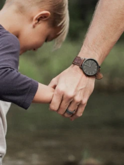 Men's Strata Arrow Silicone Ring -Silicone Jewelry & Accessories Mens strata oliveblack arrow lifestyle2