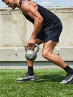 Narrow Polished Step Edge Silicone Ring -Silicone Jewelry & Accessories NarrowPolishedStep Black lifestyle2