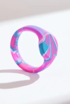 Women’s Tie Dye Signet Silicone Ring -Silicone Jewelry & Accessories QALO MENSIGNETRING PurpleCrush Hover