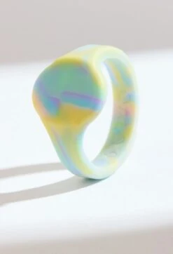 Women’s Tie Dye Signet Silicone Ring -Silicone Jewelry & Accessories QALO MENSIGNETRING RainbowCloud Hover
