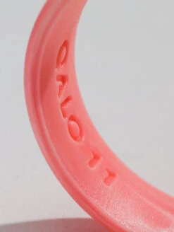 Women’s Natural Stone Modern Silicone Ring -Silicone Jewelry & Accessories QALO NaturalStone Modern RoseQuartz Lifestyle 02 0b481ac8 70a8 4fae 9aeb 0ba3ed019d98