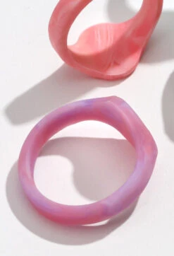 Women’s Natural Stone Signet Silicone Ring -Silicone Jewelry & Accessories QALO NaturalStone Signet Amethyst Hover 6ba5460a 83ac 44e8 955a 5e8a24633dc3