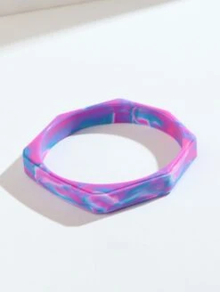 Women's Tie Dye Lake Bracelet -Silicone Jewelry & Accessories QALO WOMENLAKEBRACELET PurpleCrush Lifestyle 01