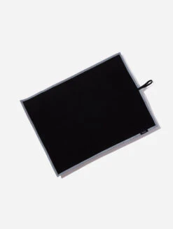 QALO Quick-Dry Towel -Silicone Jewelry & Accessories QLO.ActiveCapsule.Towel .Black .PDP1