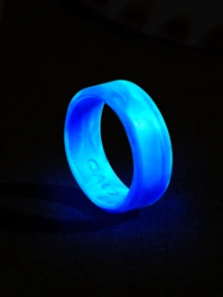 Women's Bioluminescent Modern Silicone Ring -Silicone Jewelry & Accessories QLO.Bioluminescent.ModernRing Lifestyle 02 b6ce819a 7c0e 4a64 9bb8 e155f0098bda