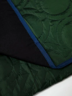 Snug And Stow Dog Blanket -Silicone Jewelry & Accessories QLO.Dog .Blanket.2022.Web .Ecom .Studio.Green .4