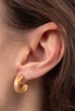 Eva Shockey Step Earrings -Silicone Jewelry & Accessories QLO.Eva3 .2024.Gold .StepEarrings.Women Hover