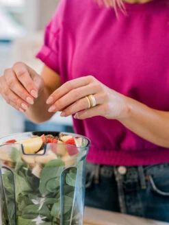 Women's Eva Shockey Cream Gold Metallic Marble Silicone Ring -Silicone Jewelry & Accessories QLO.Eva .Shockey.3.23.Web .PDP .Lifestyle.Womens.Gold .Marble.2