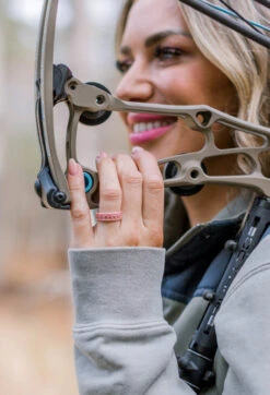 Women's Eva Shockey Smoky Mountains Silicone Ring -Silicone Jewelry & Accessories QLO.Eva .Shockey.3.23.Web .PDP .Lifestyle.Womens.Smoky .Mountain.Hover .1