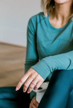 Women's Eva Shockey Mauve Double Stack -Silicone Jewelry & Accessories QLO.Eva .Shockey.3.23.Web .PDP .Lifestyle.Womens.Stack .Mauve .Hover .1