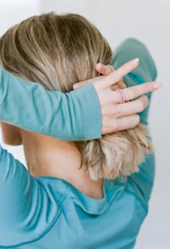 Women's Eva Shockey Twist Stackable Silicone Ring -Silicone Jewelry & Accessories QLO.Eva .Shockey.3.23.Web .PDP .Lifestyle.Womens.Twist .Stackable.Mauve .Hover .1