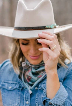 Women's Eva Shockey Twist Stackable Silicone Ring -Silicone Jewelry & Accessories QLO.Eva .Shockey.3.23.Web .PDP .Lifestyle.Womens.Twist .Stackable.Sand .Hover .1