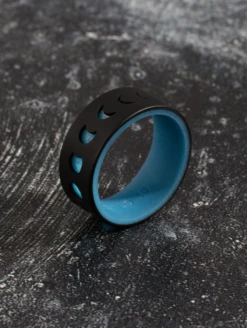 Men's Glow Moon Phases Strata Ring -Silicone Jewelry & Accessories QLO.GlowMoonPhases.BlackBlue.Men Lifestyle 01