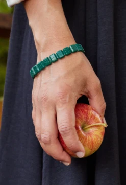 Women's Emme Bracelet -Silicone Jewelry & Accessories QLO.HolidayCollection.Emme .Bracelet.Emerald.Women Hover