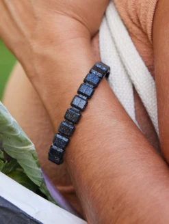 Women's Emme Bracelet -Silicone Jewelry & Accessories QLO.HolidayCollection.Emme .Bracelet.Onyx .Women Lifestyle 01