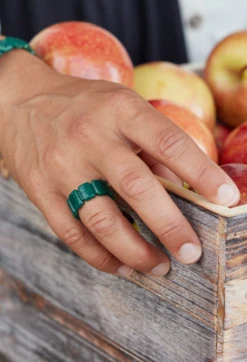 Women's Emme Ring -Silicone Jewelry & Accessories QLO.HolidayCollection.Emme .Ring .Emerald.Women Hover