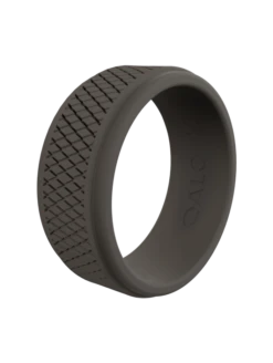 Men's Crosshatch Q2X™ Silicone Ring -Silicone Jewelry & Accessories QLO.Men sQ2XCrosshatch.Charcoal.Angle