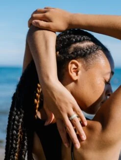 QALO Conscious Women's Modern Ring -Silicone Jewelry & Accessories QLO.Pela .Women sModern.SageGreen.Lifestyle1