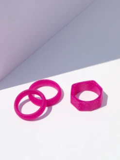 Women’s Solar Spell Lake Silicone Ring -Silicone Jewelry & Accessories QLO.Solar .Spell .Functional.Jewelry.Lake .Ring .Pink .eCom .PDP .3