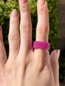 Women’s Solar Spell Lake Silicone Ring -Silicone Jewelry & Accessories QLO.Solar .Spell .Functional.Jewelry.Lake .Ring .Pink .eCom .PDP .4