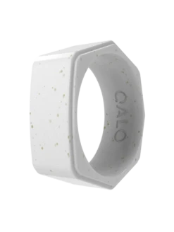 Women’s Solar Spell Lake Silicone Ring -Silicone Jewelry & Accessories QLO.Solar .Spell .Functional.Jewelry.Lake .Ring .Purple.eCom .PDP .2