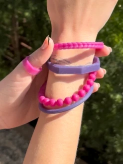 Women's Solar Spell Tranquil Bracelet -Silicone Jewelry & Accessories QLO.Solar .Spell .Functional.Jewelry.Tranquil.Bracelet.Pink .eCom .PDP .4