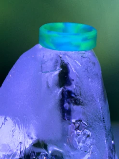 Women's Aurora Modern Silicone Ring -Silicone Jewelry & Accessories QLO.WomensModern NorthernLights.Blue .Lifestyle1