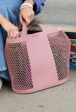 Zephyr Silicone Tote -Silicone Jewelry & Accessories QLO.ZephyrTote.MauvePink Hover