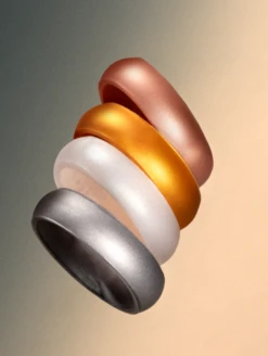 Women's Metallic Classic Silicone Ring -Silicone Jewelry & Accessories Womens.Classic.Metallic.Gold .Lifestyle.2