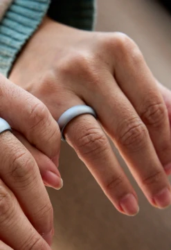 Women's Metallic Classic Silicone Ring -Silicone Jewelry & Accessories Womens.Classic.Metallic.Silver.Hover